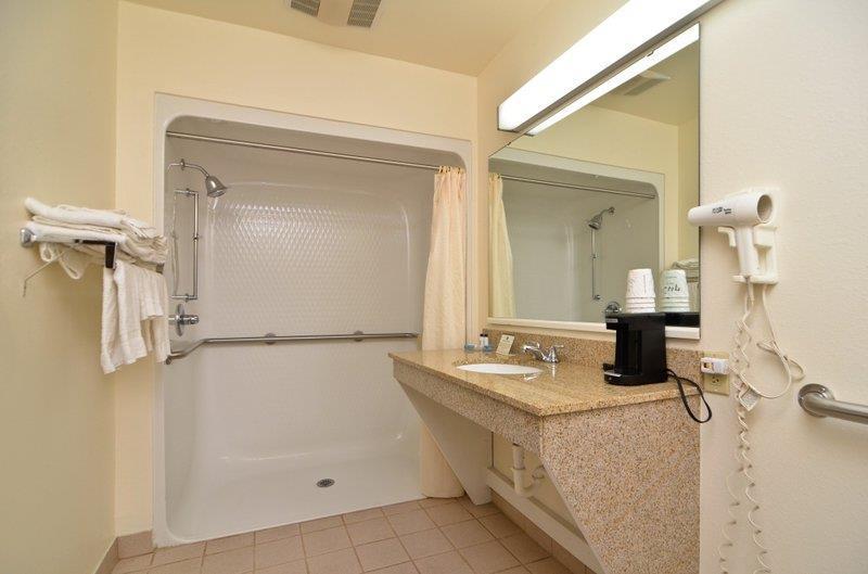 Best Western Regency Inn & Suites Gonzales Pokoj fotografie